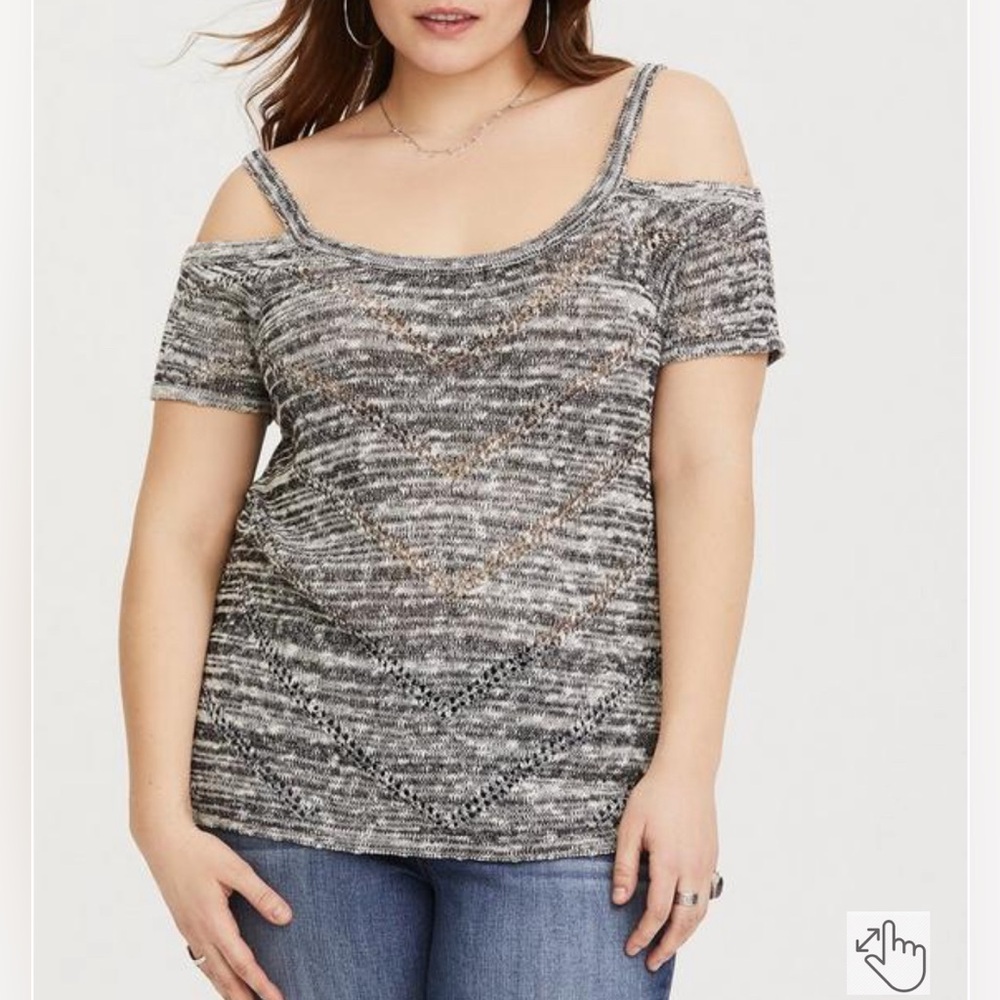 NEW Torrid Marled Cold Shoulder Pullover Top Plus Size 4 4X Black White Soft